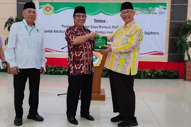 LDII Sulut Gelar Muswil IX, Ketum LDII Bahas SDM Profesional Religius untuk Indonesia Emas 2045