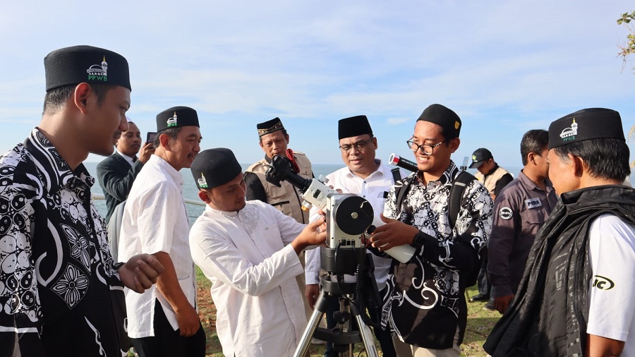 Wakili LDII Jatim, Ponpes Wali Barokah Ikuti Rukyatul Hilal Ramadan 1444 H di Tanjung Kodok Lamongan